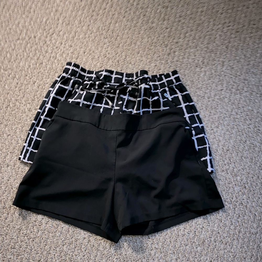 2 pairs of pull-on New York and Co shorts!